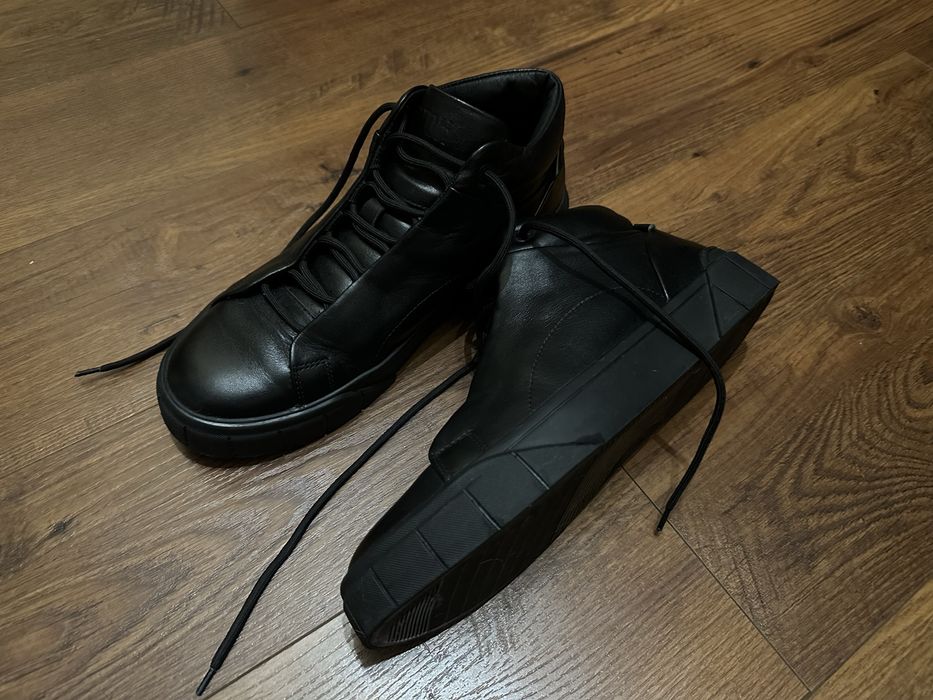 Продам зимние ботинки 43 р