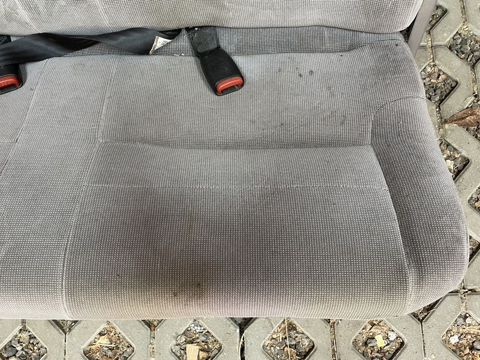 Kanapa Chrysler Voyager II