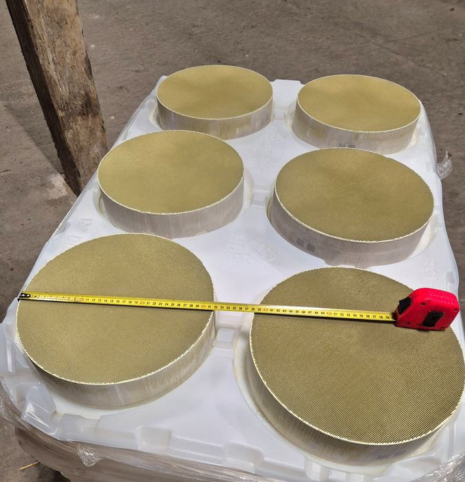 Wkład katalizatora D⁠P⁠F⁠ Scania Daf 2⁠8⁠85⁠2⁠8⁠0⁠0⁠1 S⁠C⁠A⁠ C⁠E⁠CAT