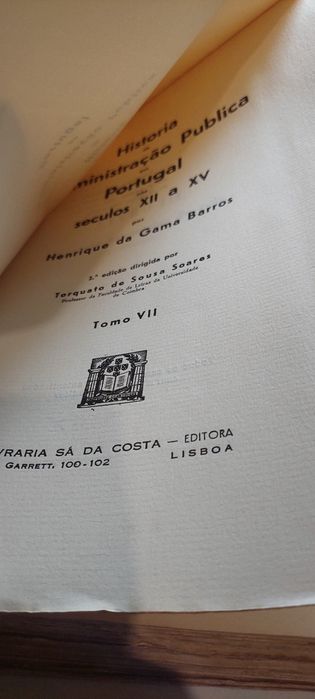 História da Administração Pública em Portugal nos Séculos XII a XV