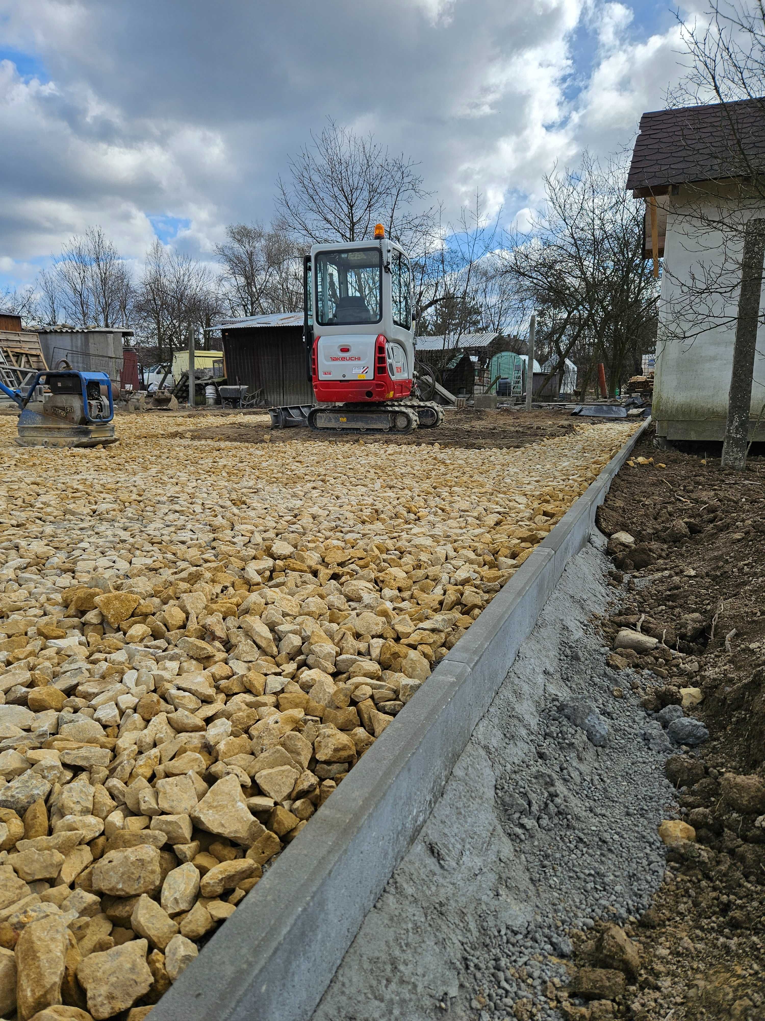 MINIKOPARKA Utwardzanie podjazdu drogi Układanie kostki Brukarstwo