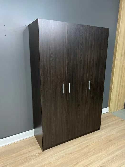 Шафа "Вікторія" Білий.Трьохдверна з поличками.Шкаф в спальню.Меблі.