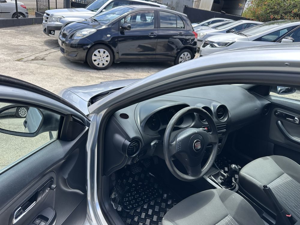 SEAT IBIZA 1.2 GASOLINA  2005 REVISÃO FEITA