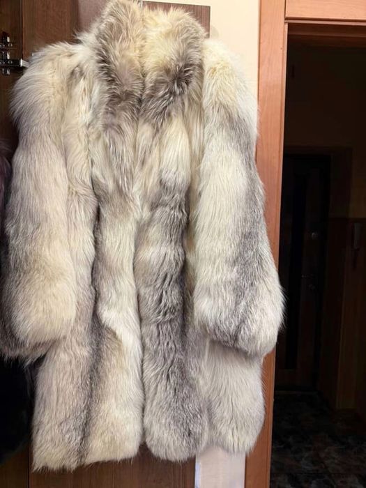 Шуба з арктичної лисиці натуральна