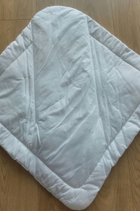 Rożek niemowlęcy/otulacz - jak nowy.