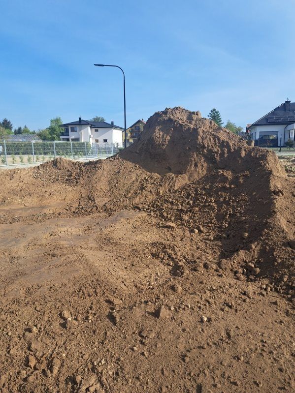 Ziemia na podwyższenie terenu jak i pod trawnik ogród