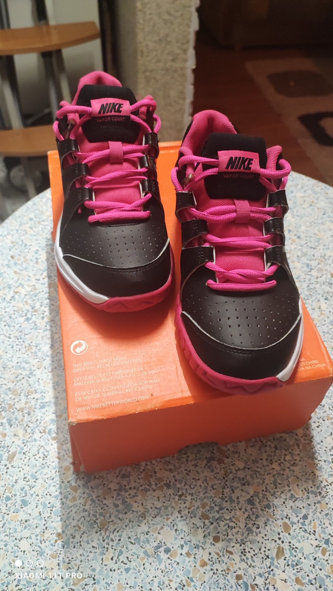 Adidasy Buty Nike Capri court GS nowe