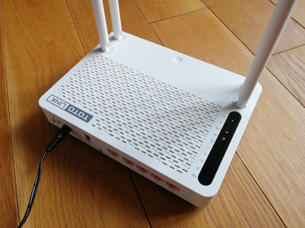 Router WiFi totolink A3002RU AC1200 stan idealny komplet