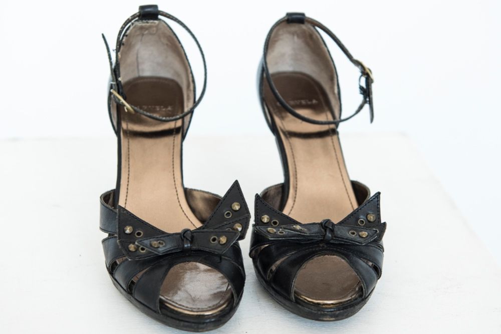 Super wygodne szpilki renomowanej brytyjskiej marki Carvela (37)
