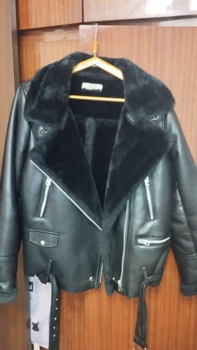 Продам женскую дубленку