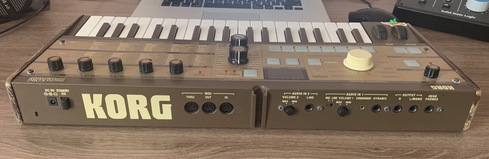 Korg Microkorg Goldtop edition синтезатор