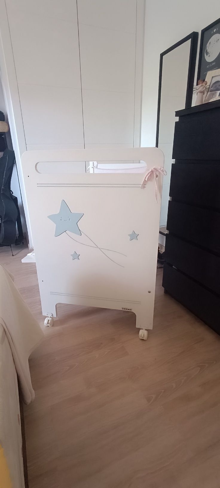 Berço/ Cama de Grades de Criança TRAMA