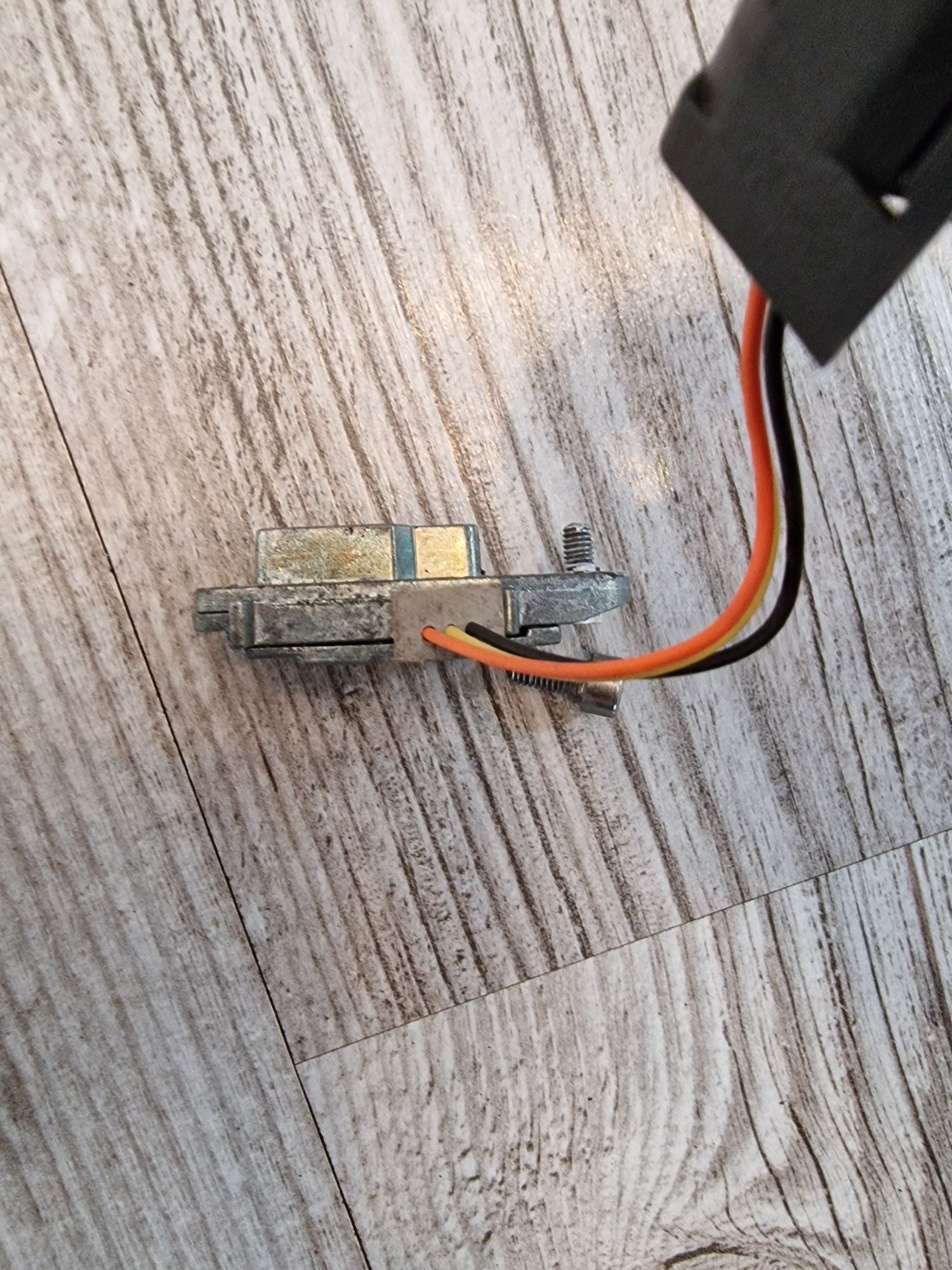 Czujnik sensor napięcia łańcucha Gazelle innergy