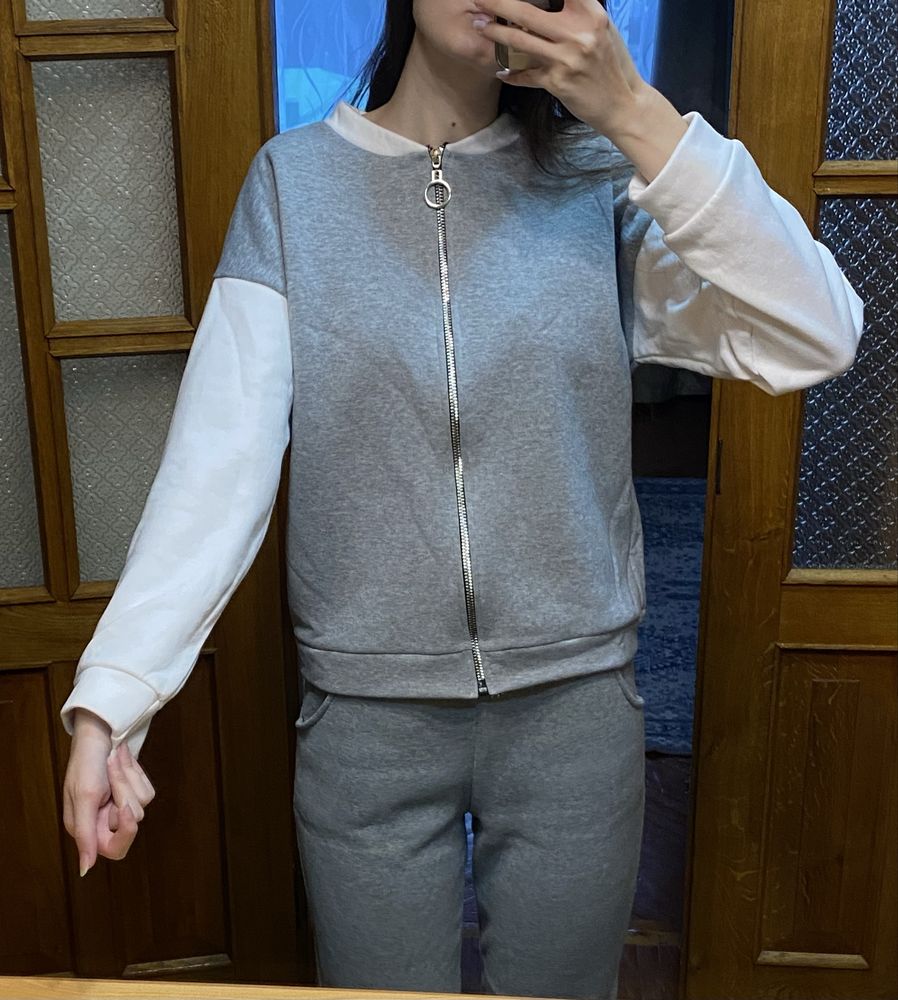 Спортивний костюм