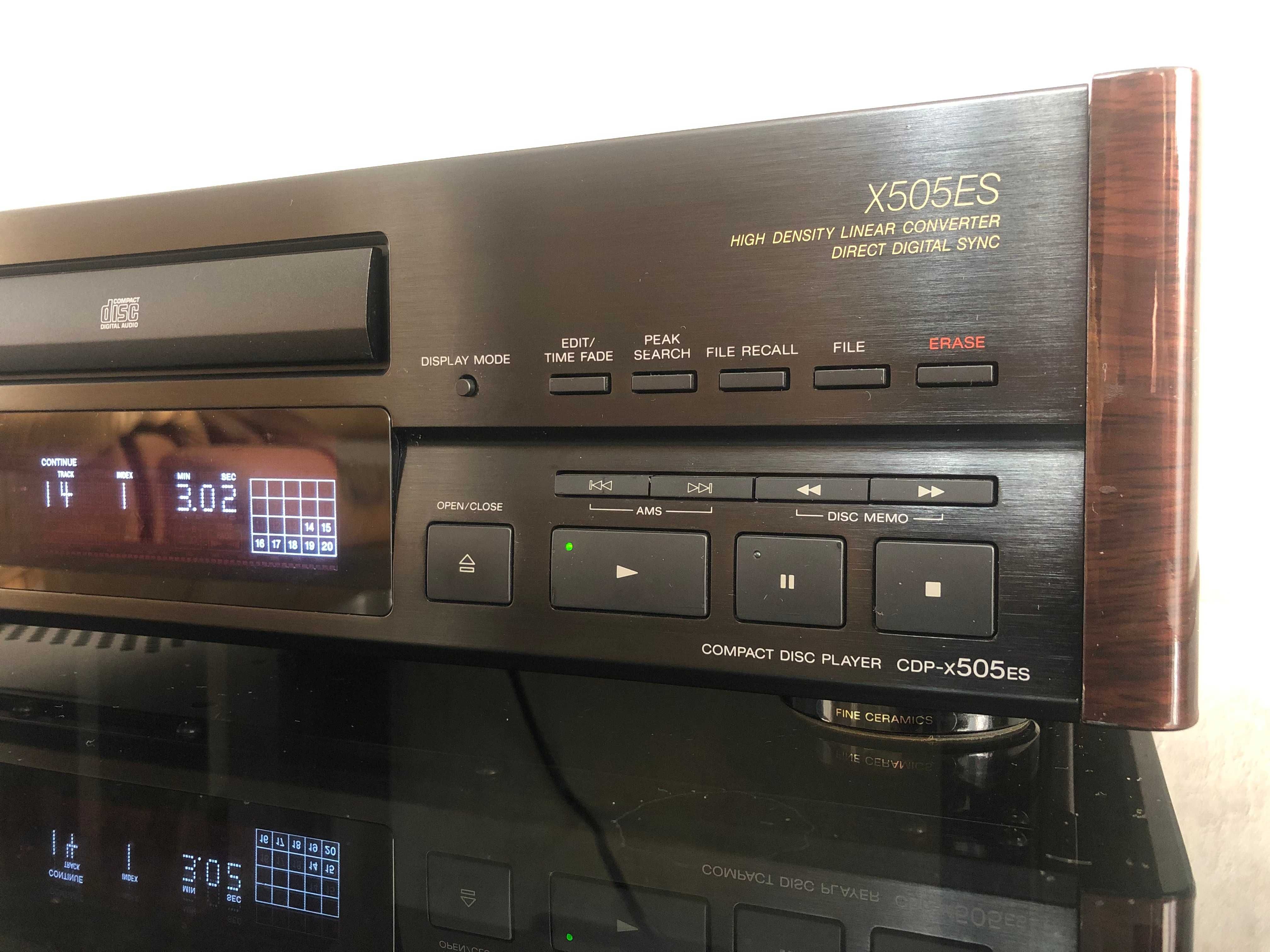 CD-проигрыватель Sony CDP-X505ES.