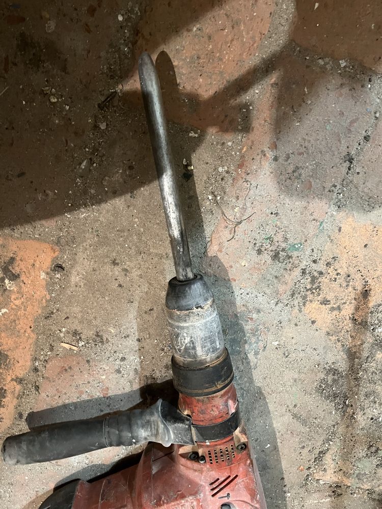 Młot udarowy HILTI TE60-AVR