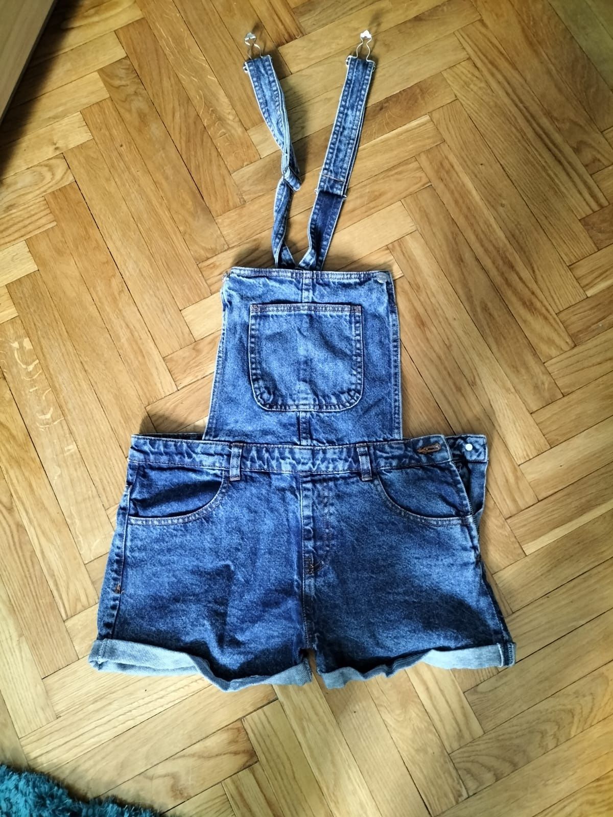 Ogrodniczki krótkie jeans Cropp
