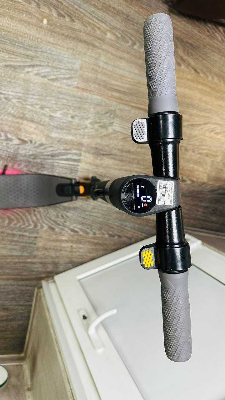 Ninebot by Segway E25E