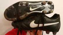 Chuteiras Nike novas