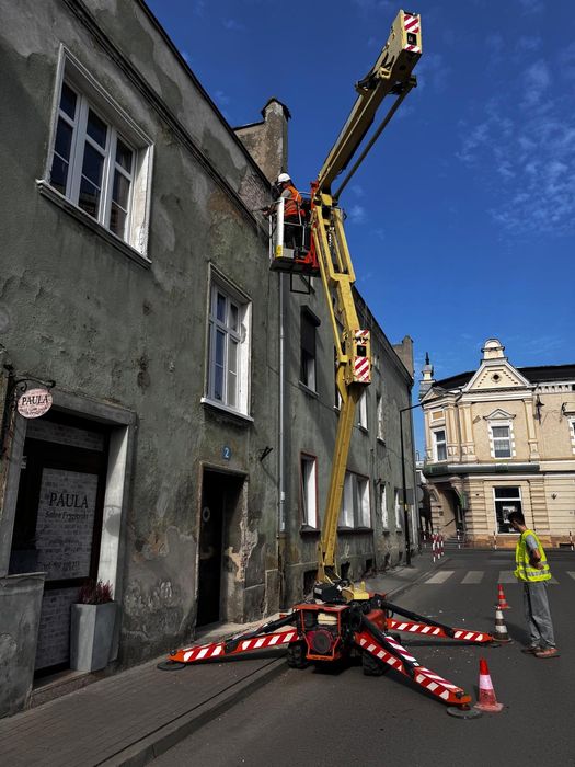 Podnośnik koszowy na gąsienicach 19h