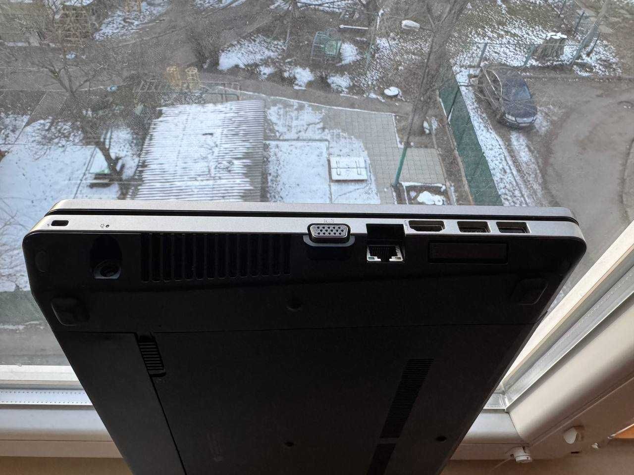 HP ProBook 4530s i3-2310M 6DDR3 SSD 240 Гарний стан Робоча батарея