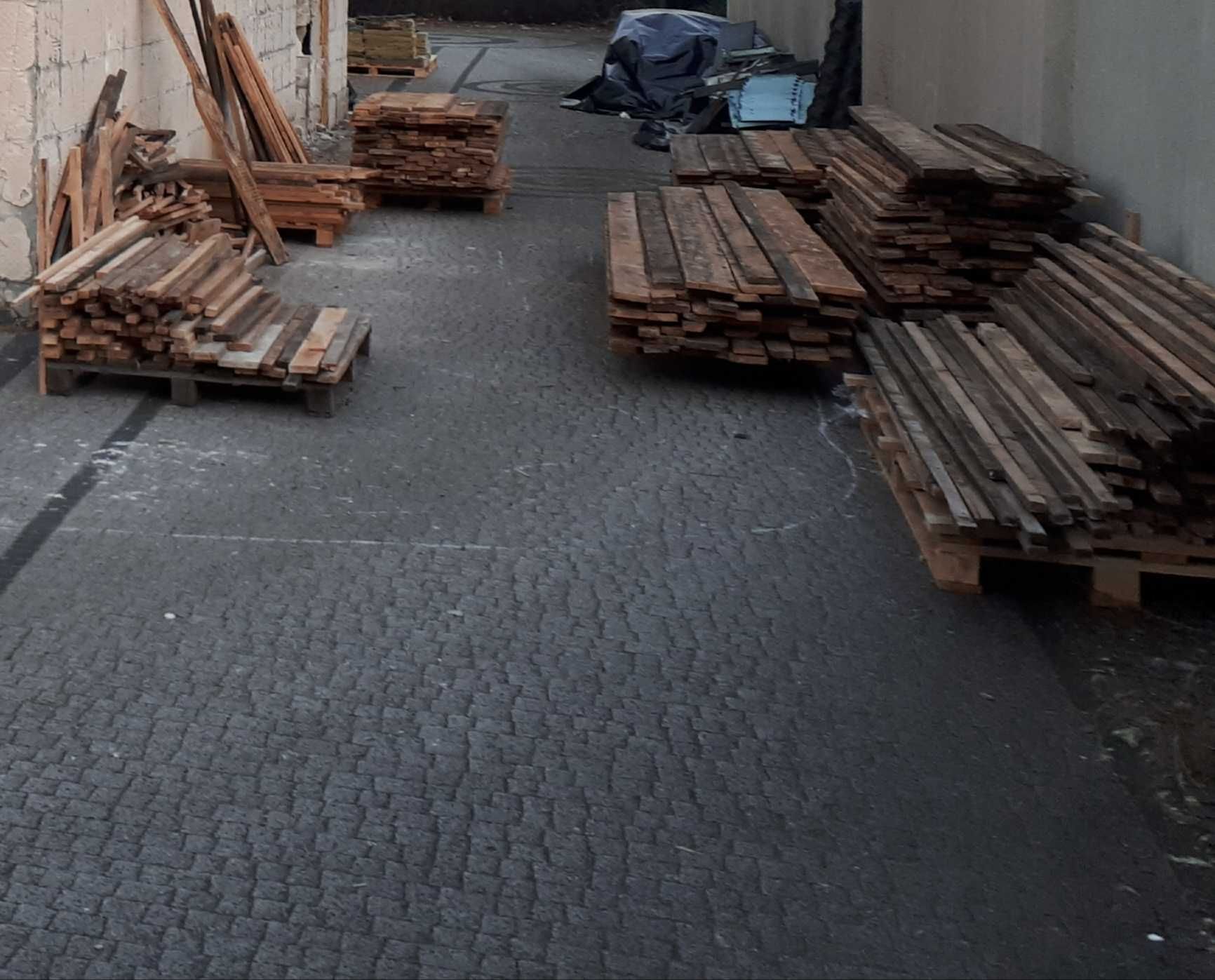 Drewno kantówki konstrukcyjne na dach