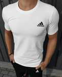 Футболки Adidas оптом і в роздріб.