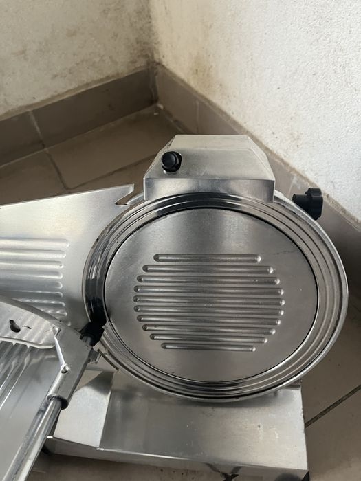 Слайсер Професійний Італія Sirman-Celmet діаметр ножа 250 мм