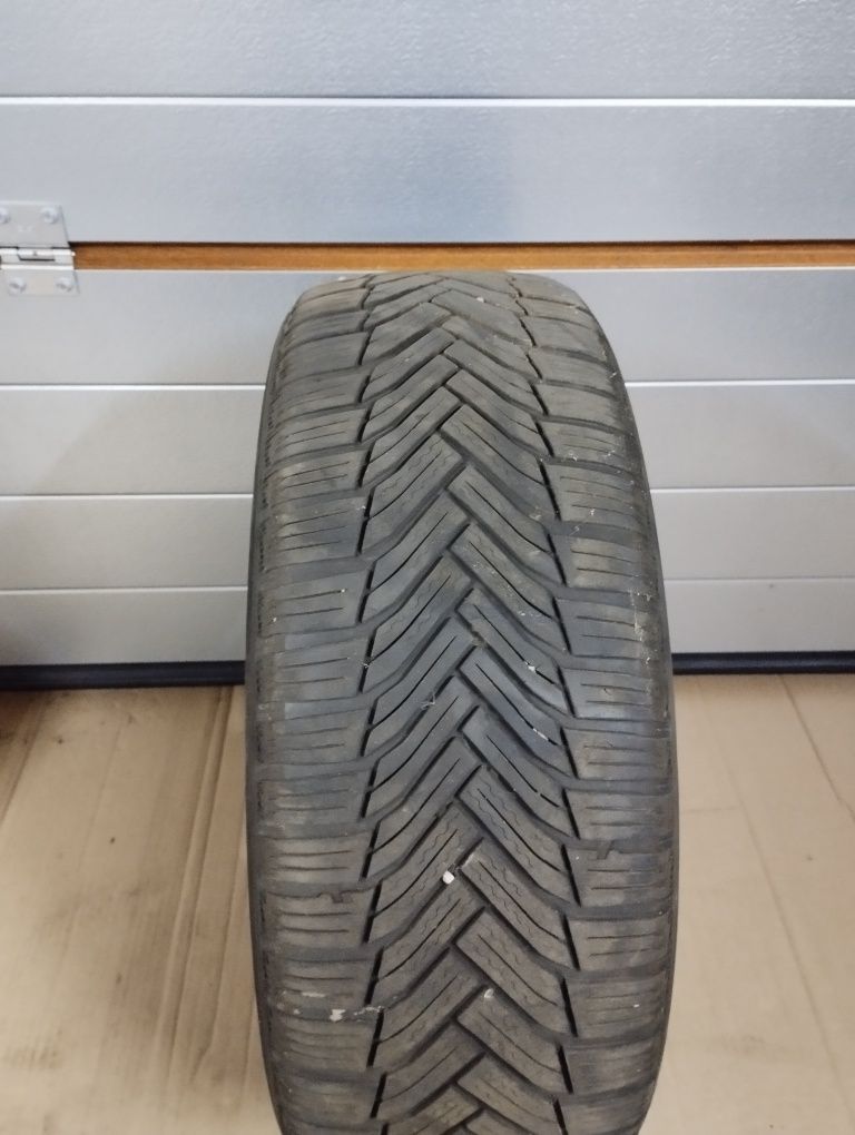 4 x felgi stalowe 16 + opony Michelin Alpin6 205/55R16 2018 r. + kołpa