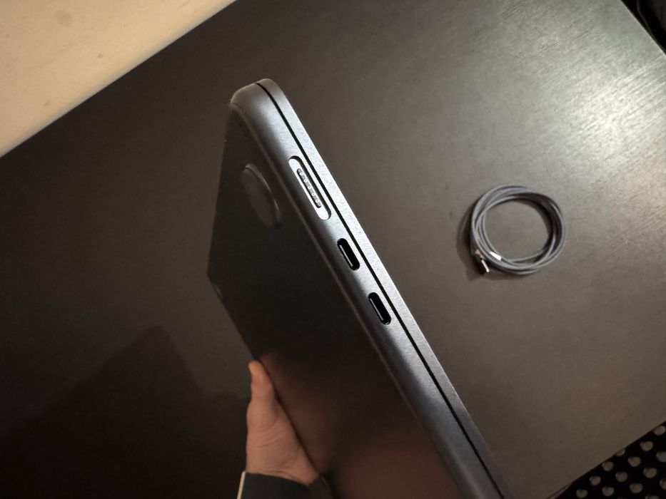 Macbook Air 15 cali M2 8 512 Midnight
