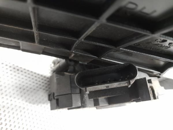 Fechadura / fecho porta trás direito FORD Fiesta VI Van