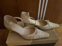 Buty ślubne za darmo  37