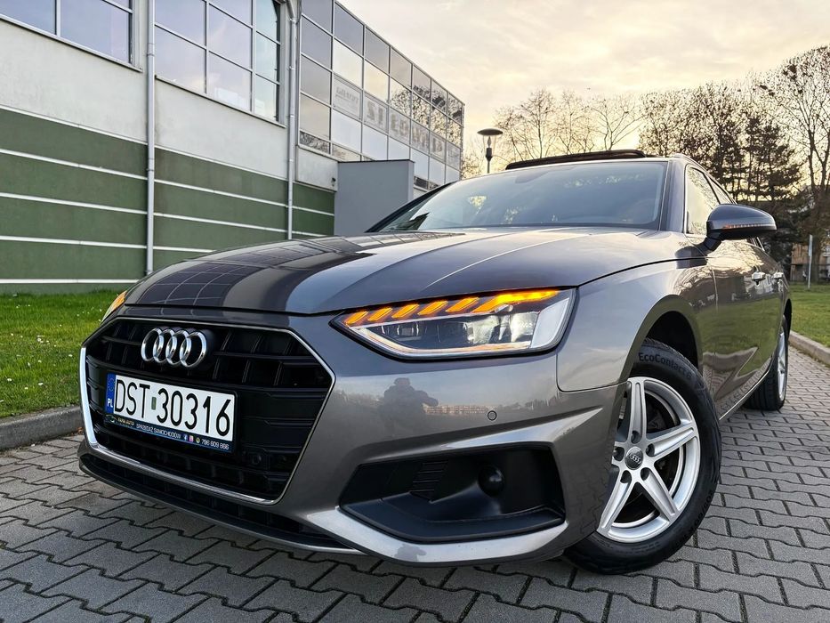Audi A4 Avant Panorama Kamera Pływające kierunki FULL LED El. fotel z pamięcią Skóra