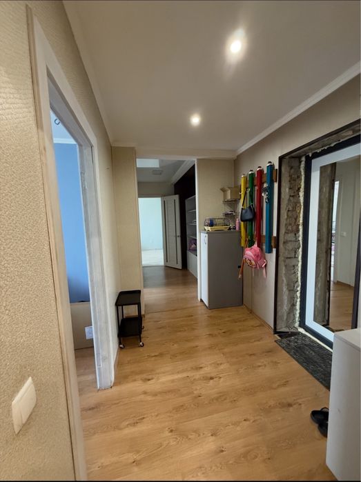 Продам квартиру в смт Яворницьке(Іларіонове)