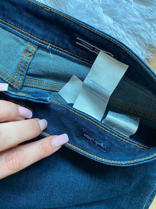 Tommy hilfiger granatowe jeansy rurki skinny ciemne