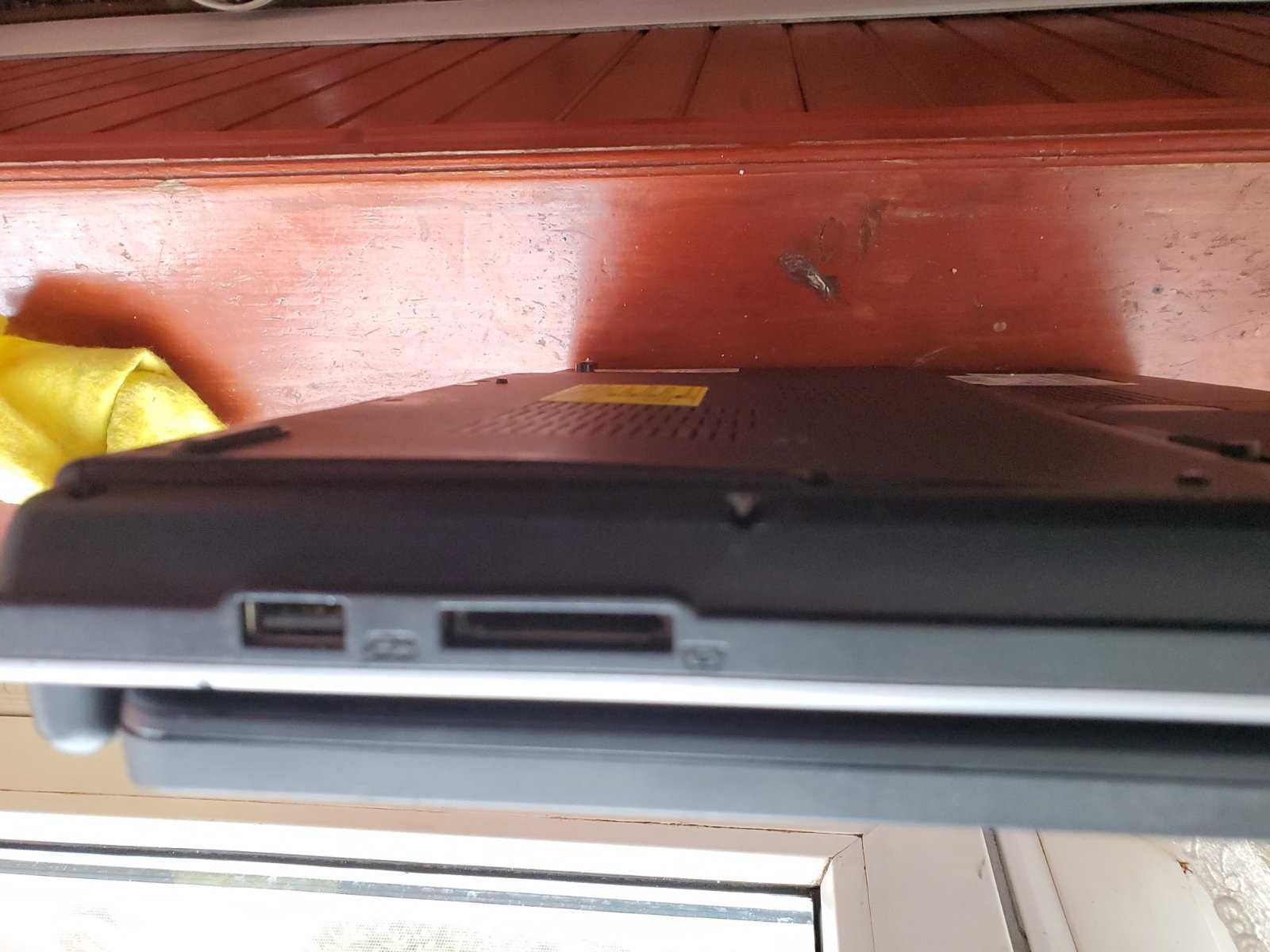 два ноутбука 17' Fujitsu Siemens AMILO Xi 2528