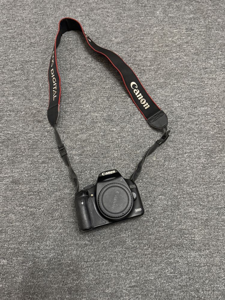 Aparat Canon EOS 500D