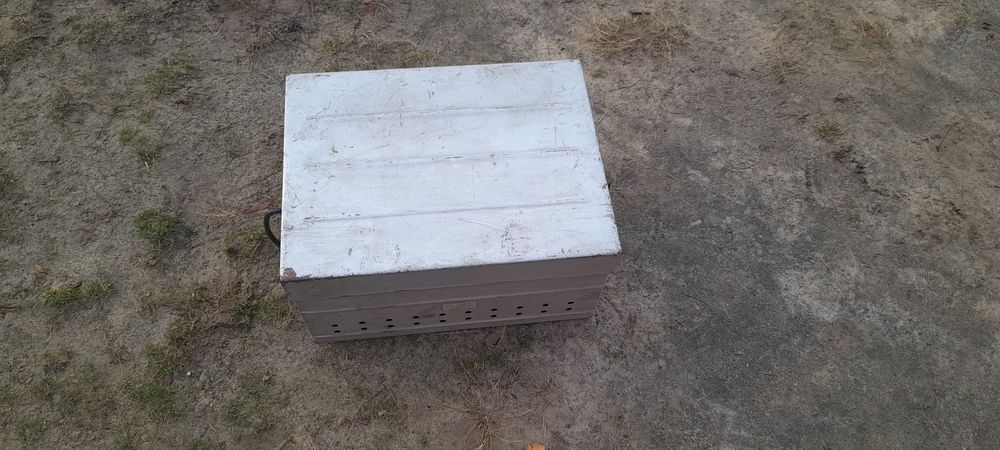 Продом ящик від електроніки.