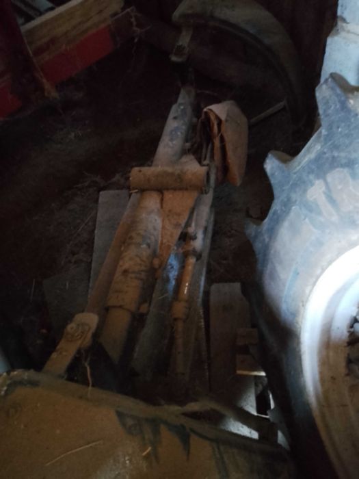 przednia os zetor 3320 oraz 5211 piasta