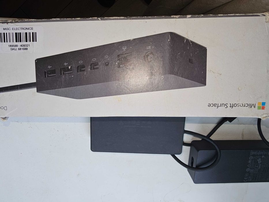 Док-станція Microsoft Surface Pro 1861  з живленням 1749
