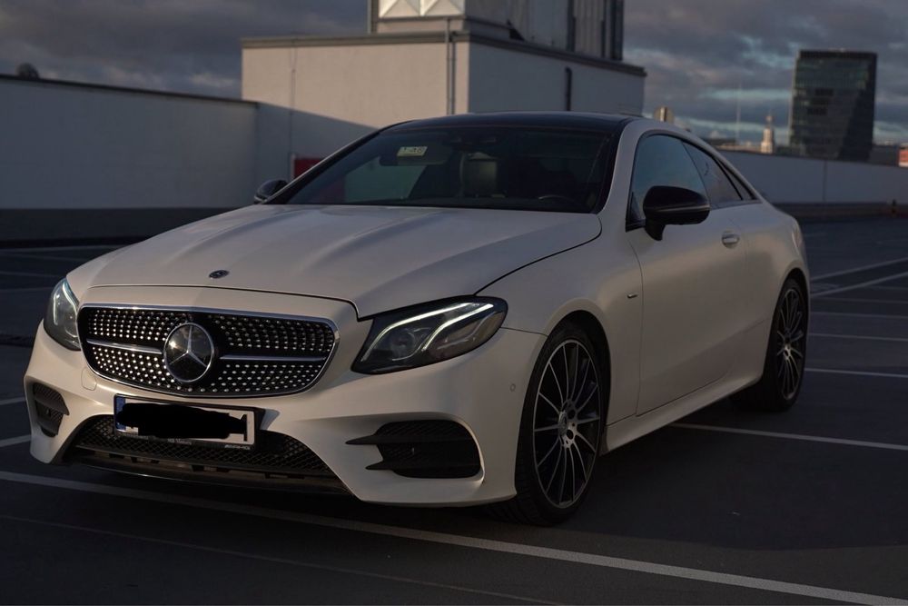 Mercedez-Benz E220d AMG Full opcja Kamery 360 Radar ASO Zamienię