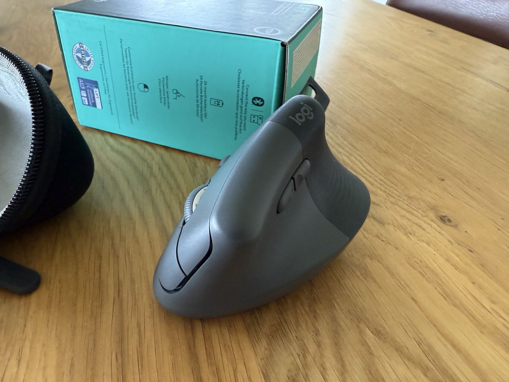 Mysz Logitech LIFT jak nowa