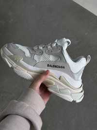 Жіночі кросівки BALENCIAGA Triple S білий з сірим Bl012 ГАРНА ЦІНА