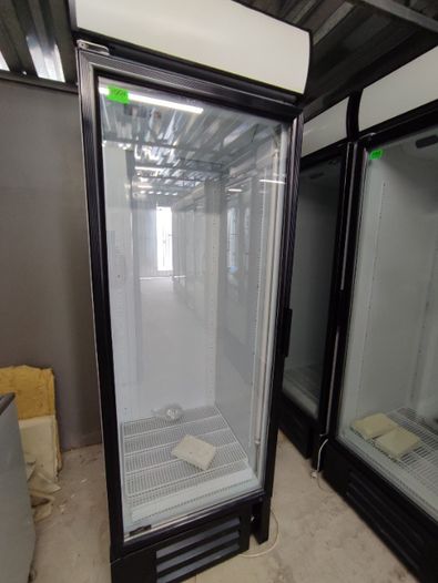 Холодильный шкаф ларь однодверный холодильник бу Витрина для напитков