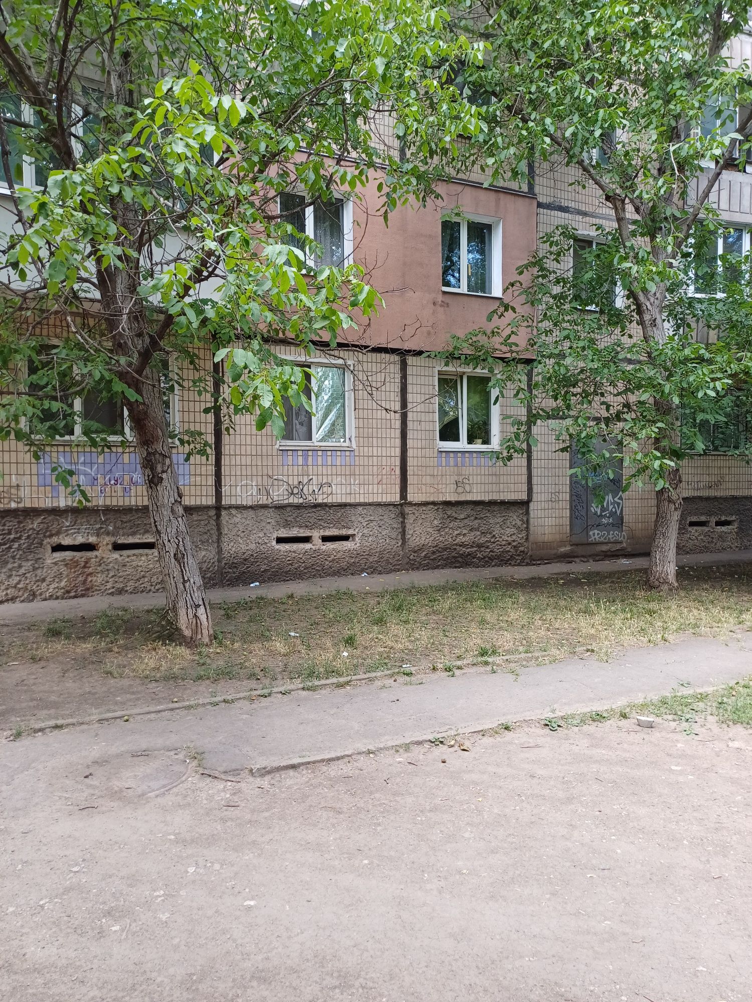 2-кімнатна на Вечірньому бульварі по вулиці Авраменко