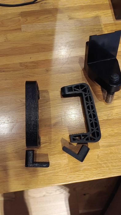 Zestaw Logitech G27. Bardzo dobry stan + Mocowanie na gruby blat
