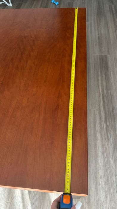 Vendo mesa de centro Disarte em cerejeira (tampo) e wangue (pés)