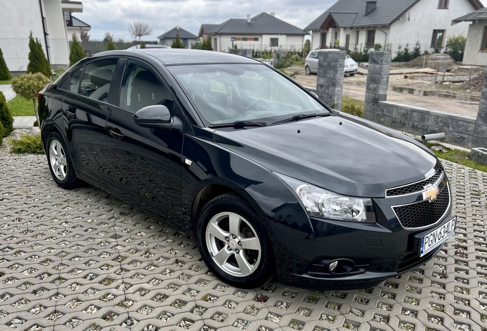 Chevrolet Cruze 1.8benz + gaz! Klima! Limuzyna!