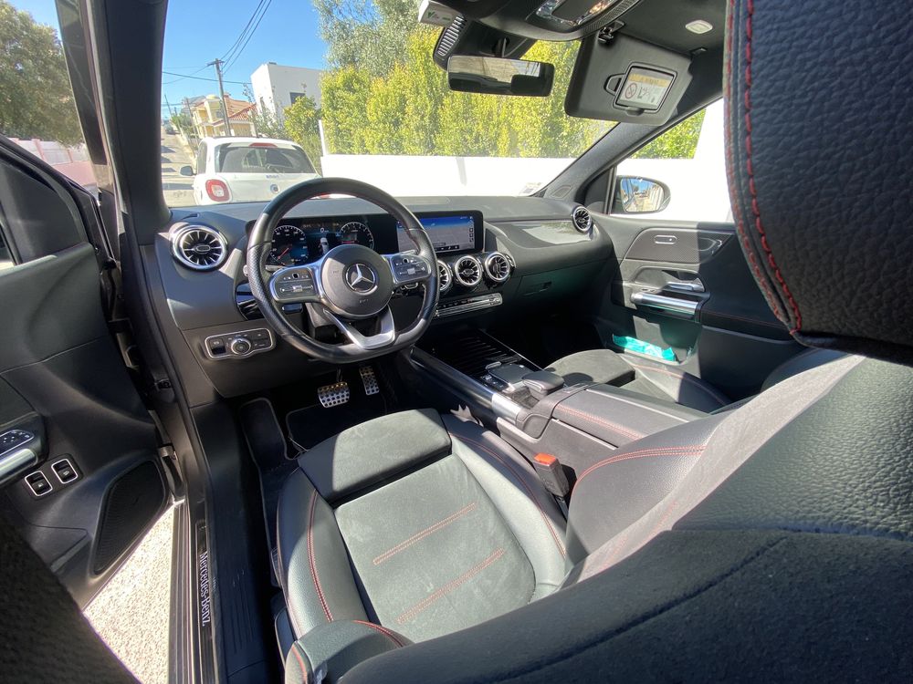 Mercedes B250e AMG
