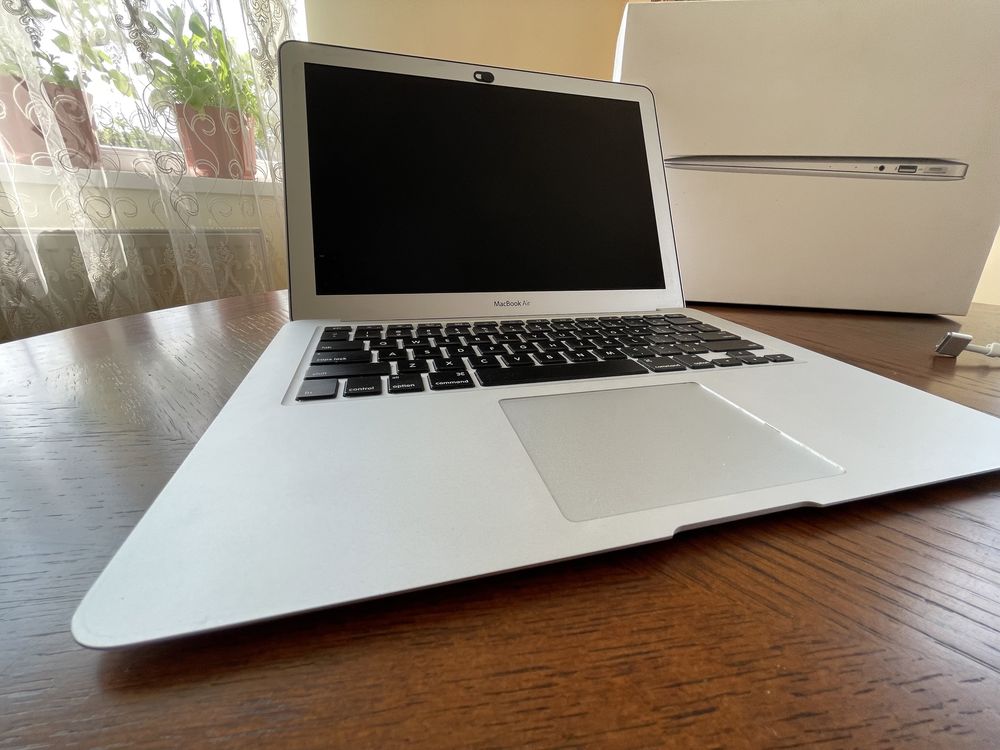 MacBook Air 13” 2015г Макбук Аир ноутбук i5/8gb/256